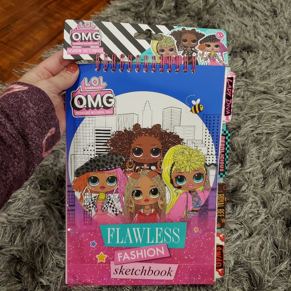 NWT LOL Surprise O.M.G. Fashion Sketchbook